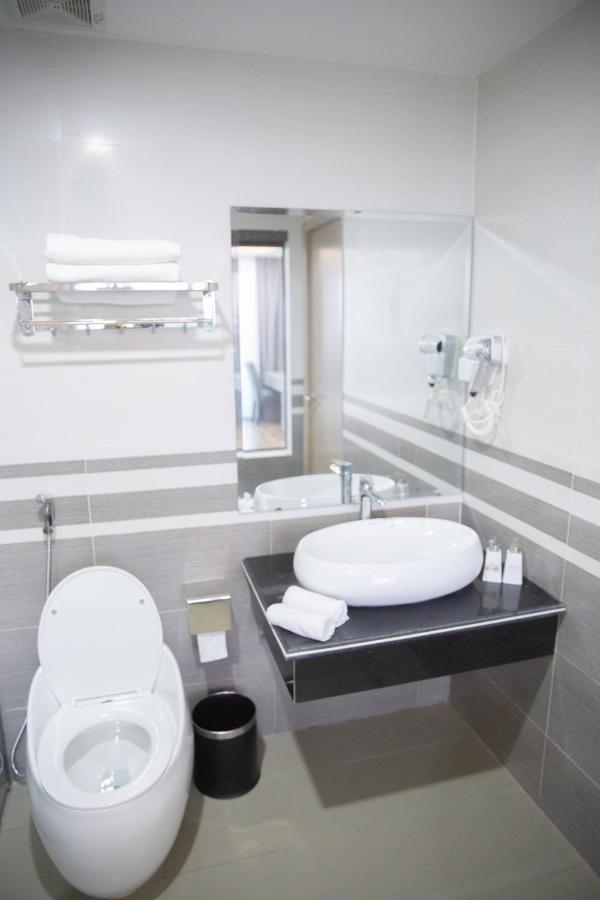 Bamboo Hotel Thanh Hoa Exterior photo